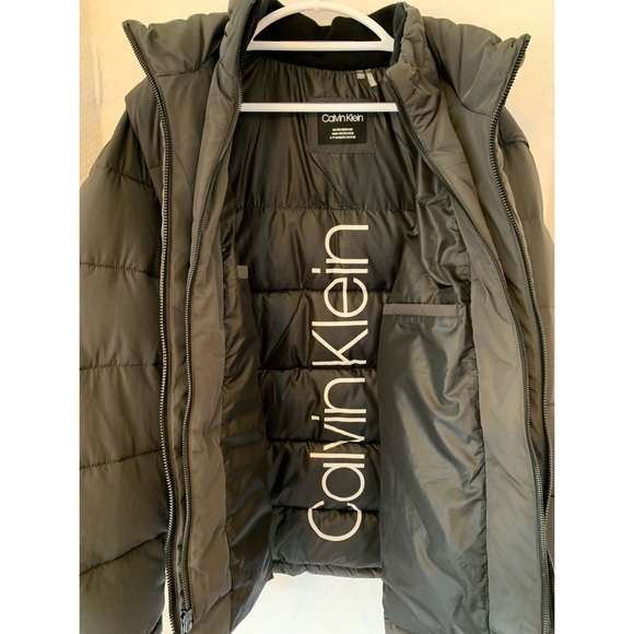 NWT Men’s Calvin Klein Puffer Jacket Size XL, Black Retail $225 - Picture 3 of 8